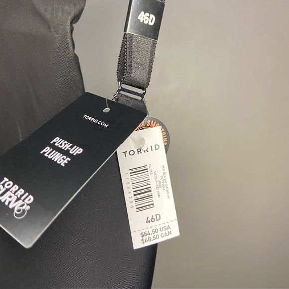 *NWT* TORRID BLACK 360° BACK SMOOTHING™ PUSH-UP PLUNGE BRA - Picture 6 of 6